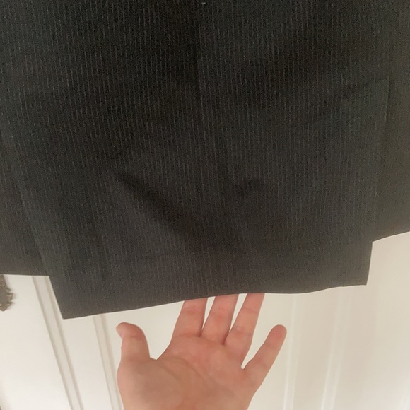 ⭐️ 3/$20 ⭐️ Cassis pinstripe pencil skirt, size 8 - Picture 4 of 9
